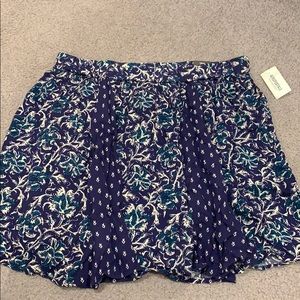 NEW cute flowy skirt